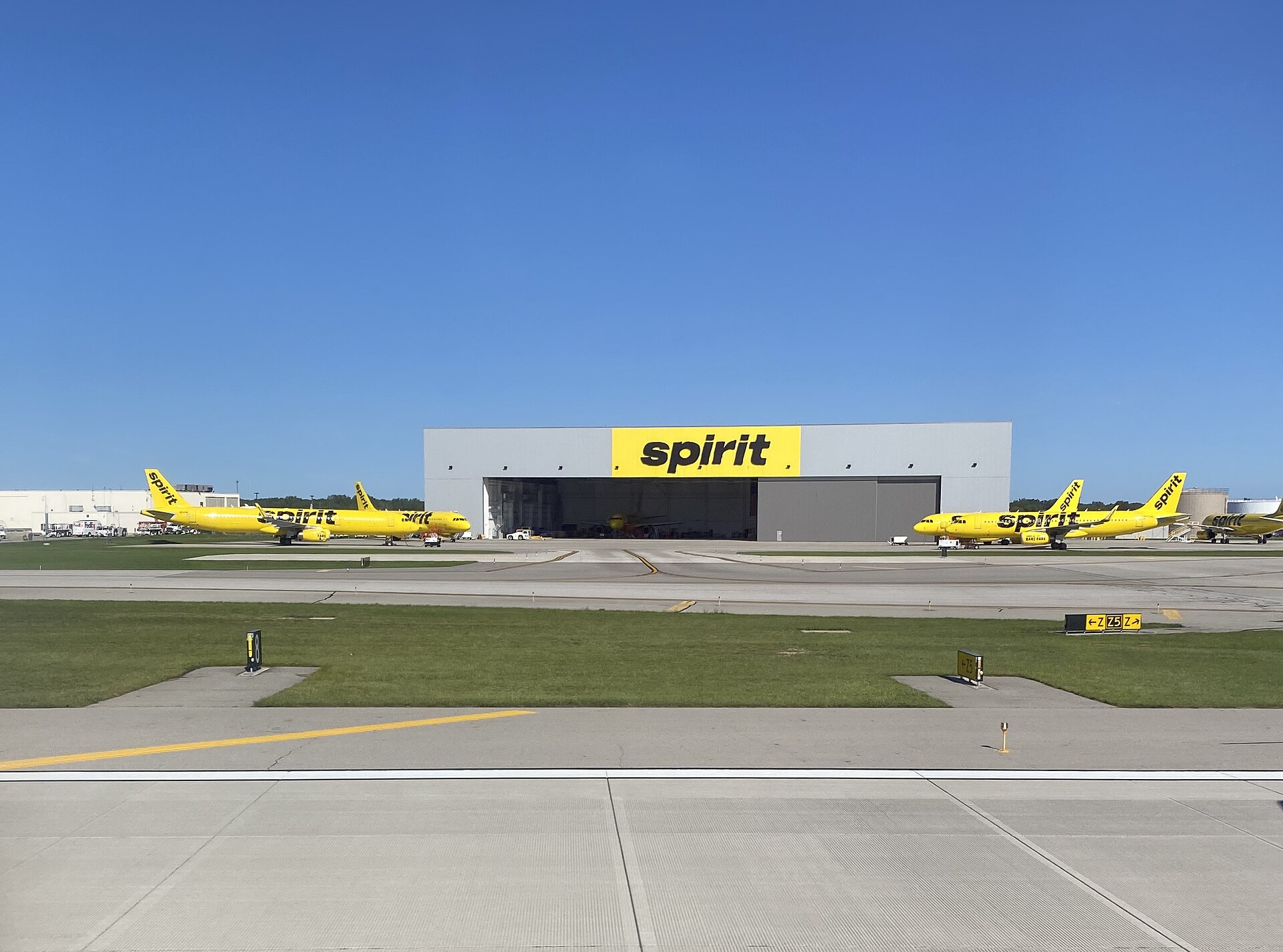 Spirit Airlines Shuts Down Operations Amid Financial Pressure and Rising Fuel Costs